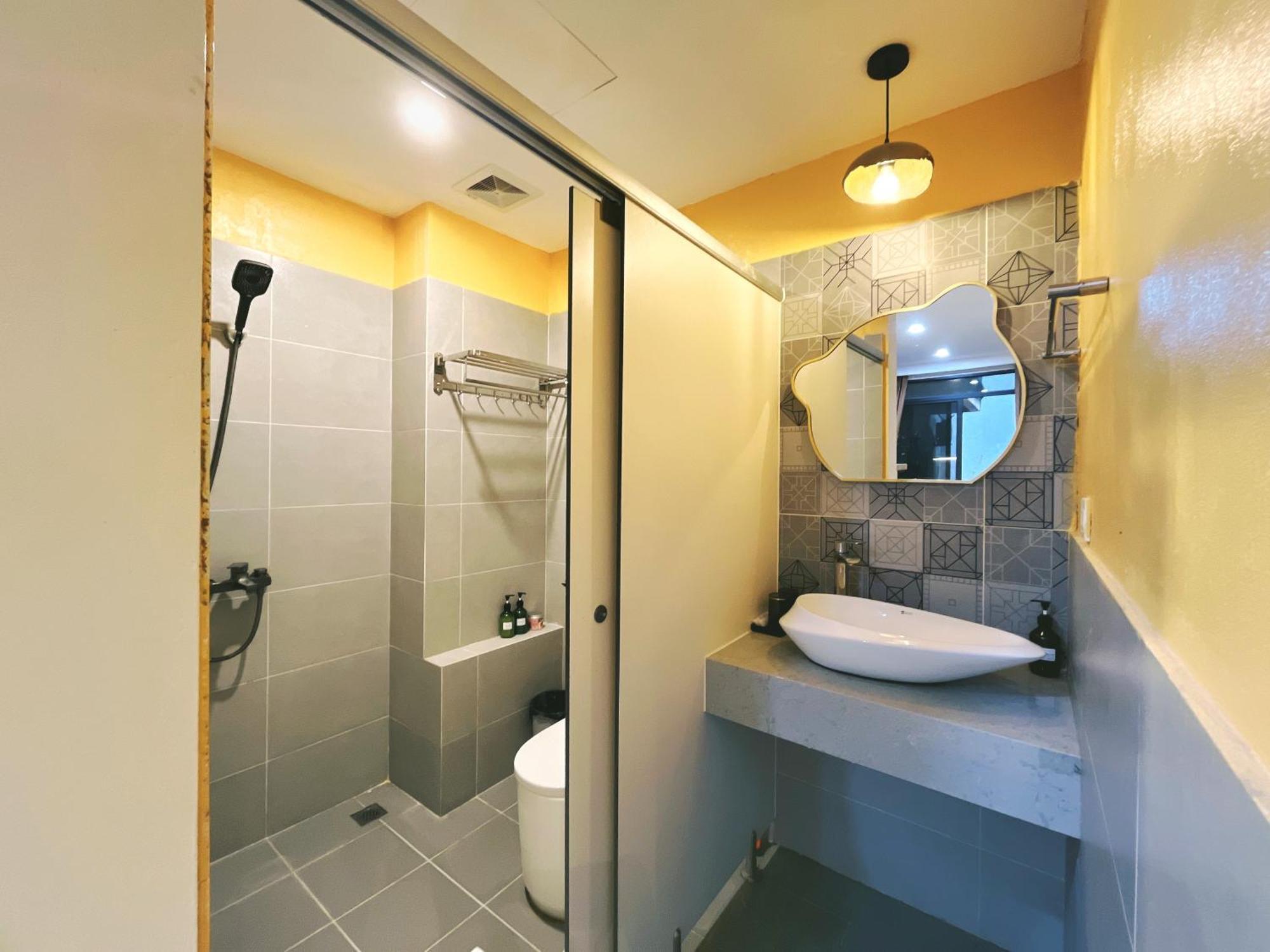The Shilla Apartment Hanoi Buitenkant foto